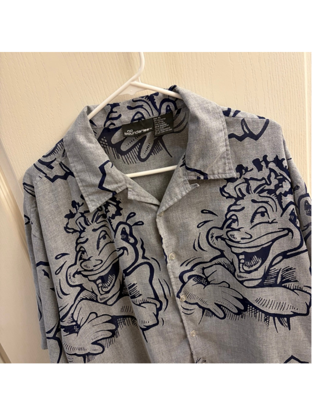 Men's No Boundaries Y2K SK8 Button Down Shirt XL Gray Navy